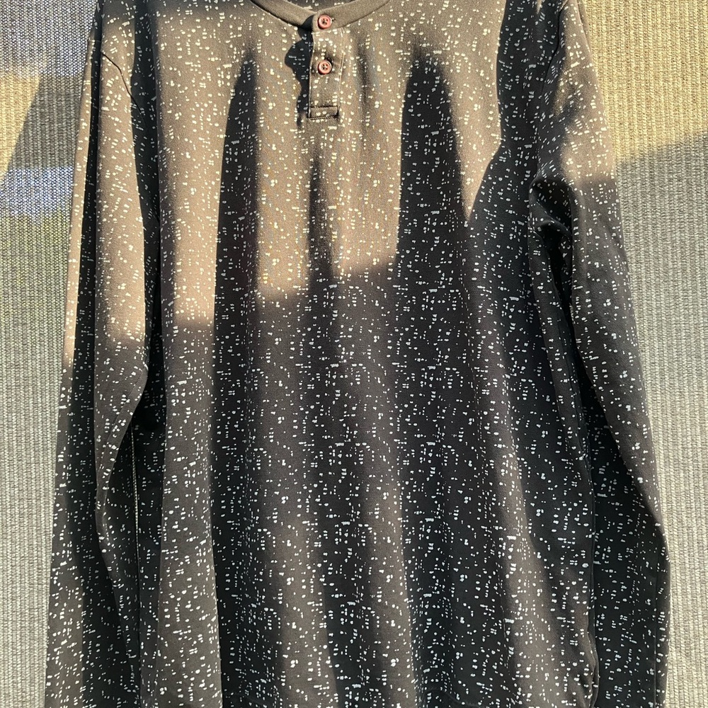 Kenneth Cole Reaction Black Shirt with White Pattern